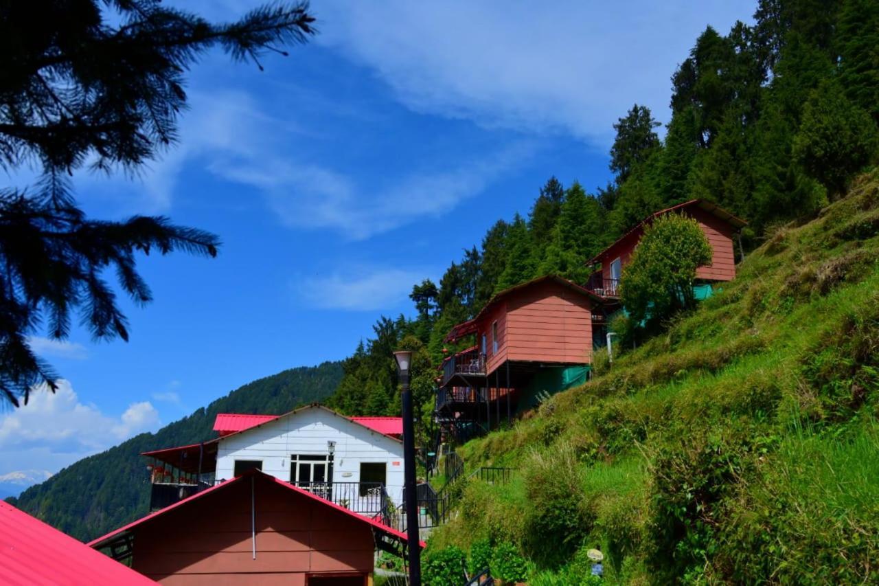 Aamod Resorts Dalhousie ! Luxury Cottage Resort Exteriör bild