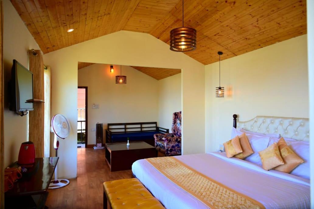 Aamod Resorts Dalhousie ! Luxury Cottage Resort Exteriör bild