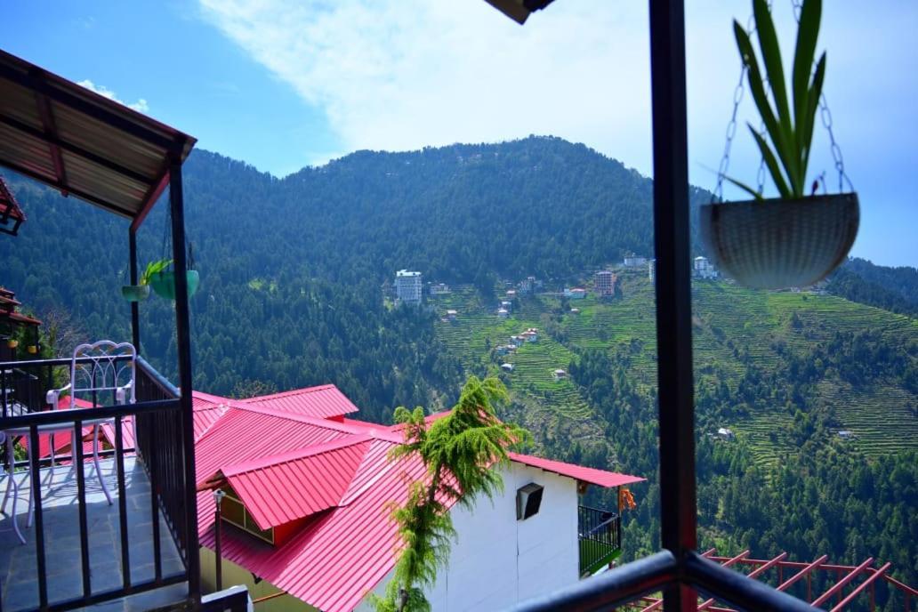 Aamod Resorts Dalhousie ! Luxury Cottage Resort Exteriör bild
