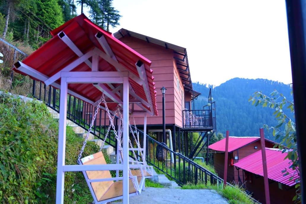 Aamod Resorts Dalhousie ! Luxury Cottage Resort Exteriör bild