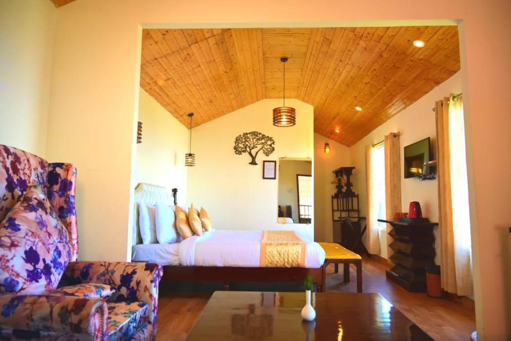 Aamod Resorts Dalhousie ! Luxury Cottage Resort Exteriör bild